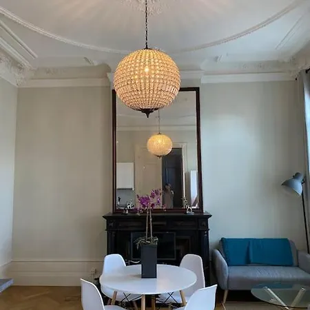 Daire Magnifique Haussmanien De 42M2 Bordeaux